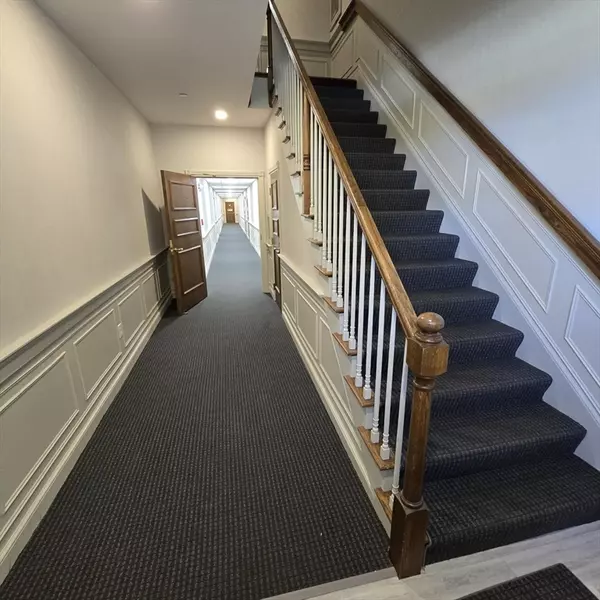 Brockton, MA 02301,1342 Belmont St #304