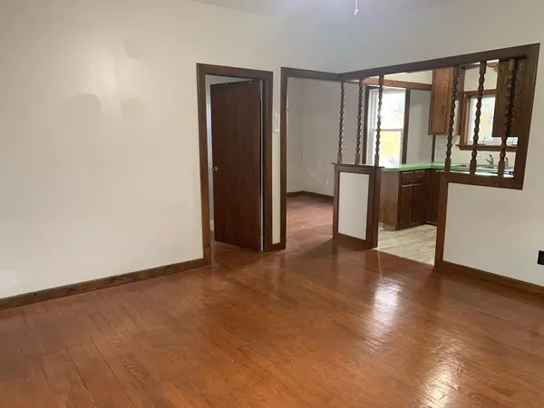 347 Lawton St. #2, Fall River, MA 02721