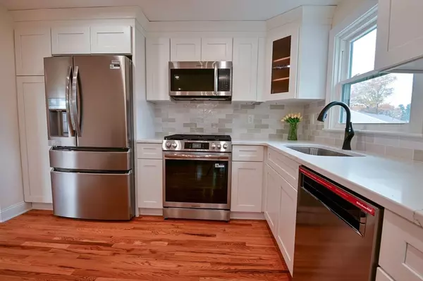 Reading, MA 01867,33 Marla Ln