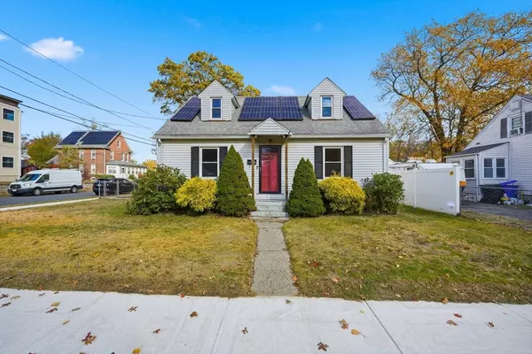 803 Armory St, Springfield, MA 01107