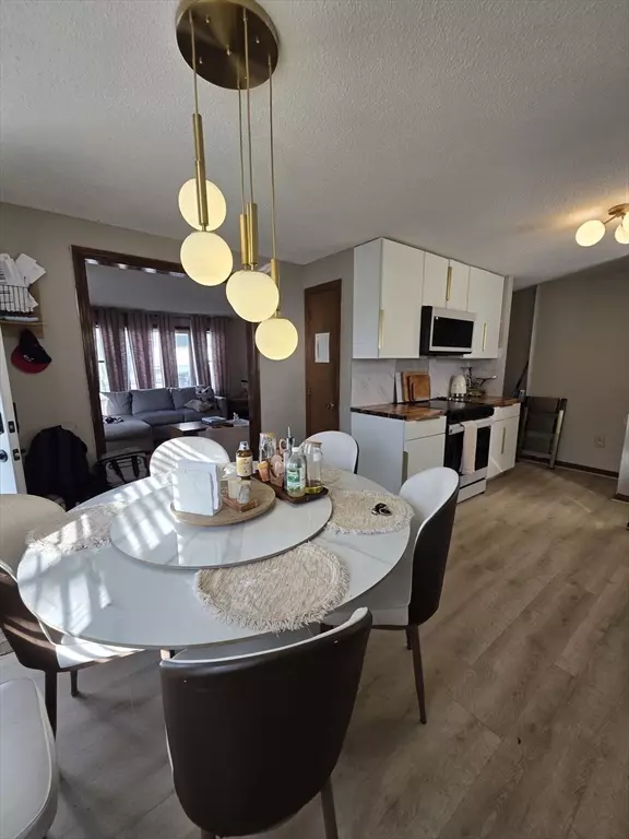 Lowell, MA 01854,122 Mount Vernon St