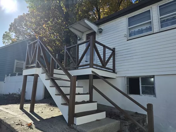 Malden, MA 02148,78 Cushing Rd