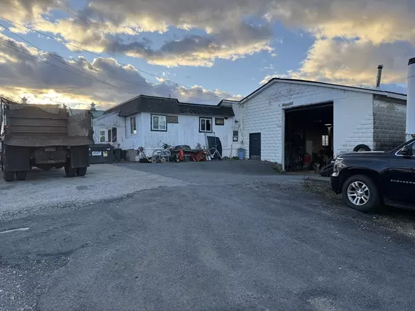 477 Hartford Ave W, Uxbridge, MA 01569