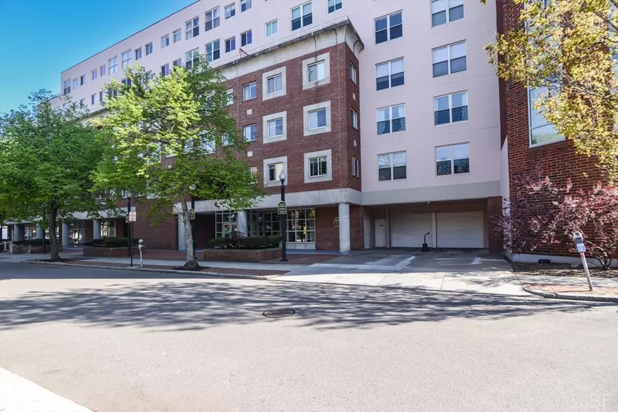 20 Webster St. #603, Brookline, MA 02446