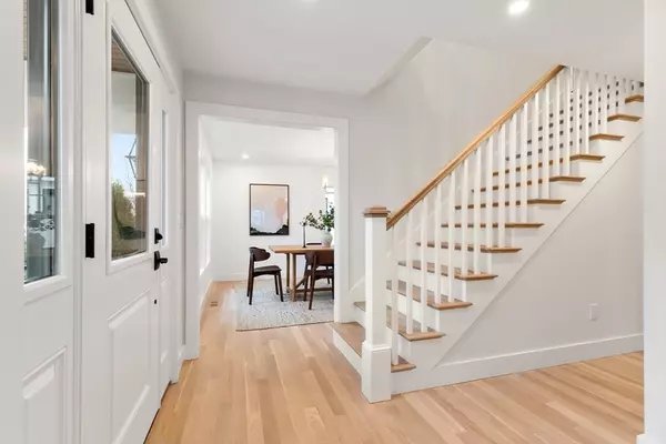 Needham, MA 02492,26 Pinewood Rd.