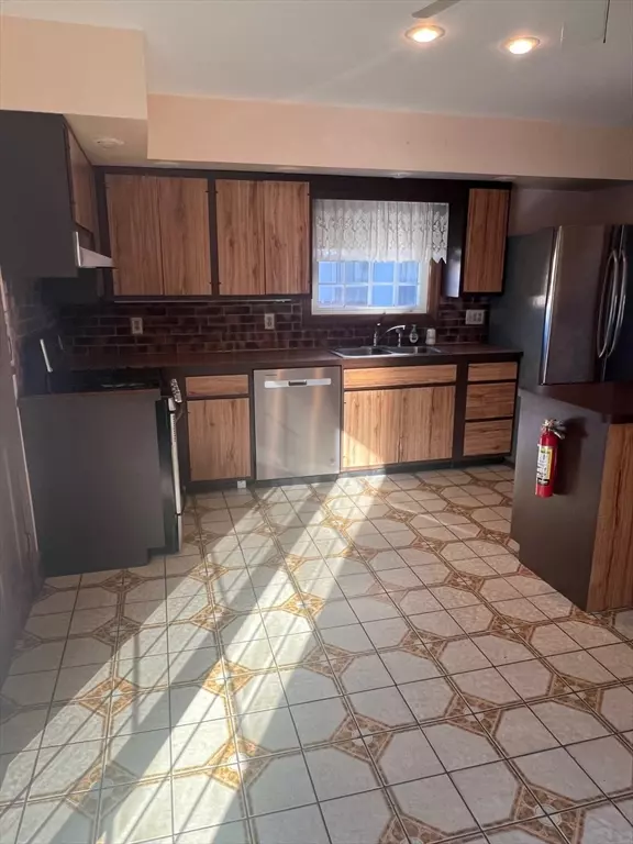 Fall River, MA 02720,350 Doherty Street