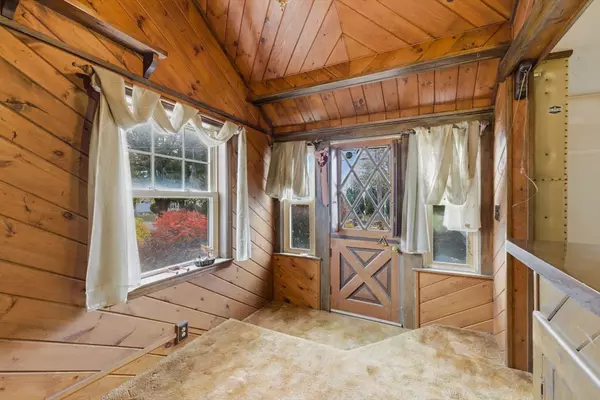 Hopedale, MA 01747,104 Jones Road