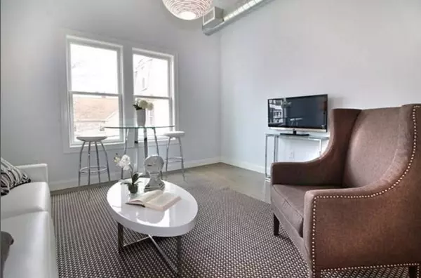 Melrose, MA 02176,150 Green Street #1A