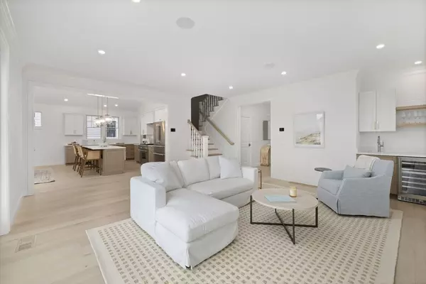 Portsmouth, RI 02871,12 Lookout Lane