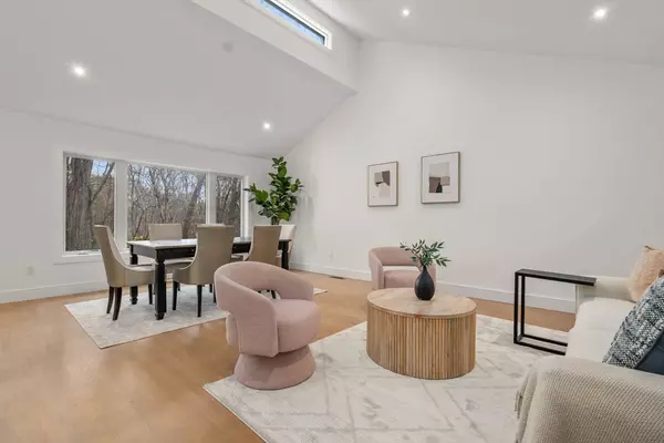 Weston, MA 02493,620 South Avenue