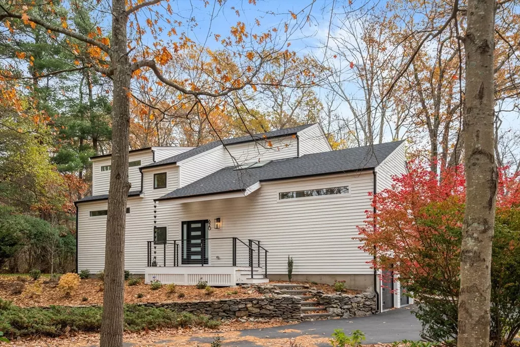 Weston, MA 02493,620 South Avenue