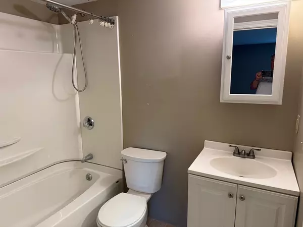 Marshfield, MA 02050,26 Parsonage St #5