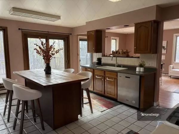 Pittsfield, MA 01201,16 Garland Ave