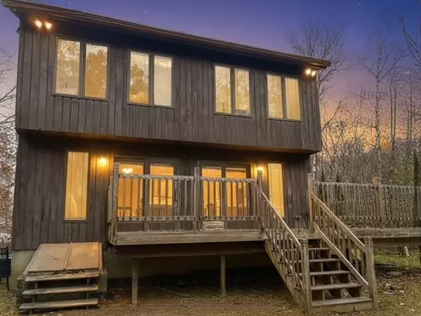 Pittsfield, MA 01201,16 Garland Ave