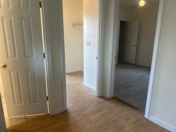 Framingham, MA 01702,394 Hollis Street #1