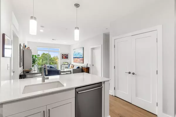 Salem, MA 01970,65 Washigton Street #502