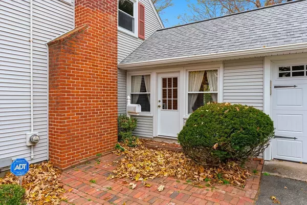 Springfield, MA 01118,56 Hadley St