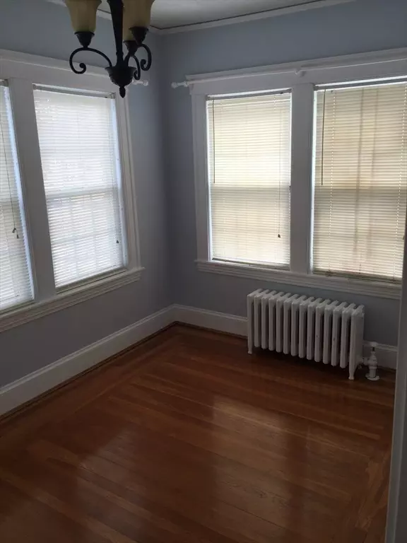 Worcester, MA 01602,128 Institute Road #2