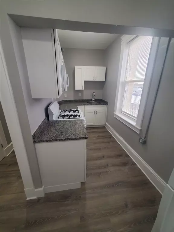 Norwood, MA 02062,738 Washington Street #7