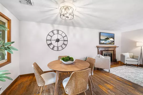 Chelmsford, MA 01824,6 Sierra Dr