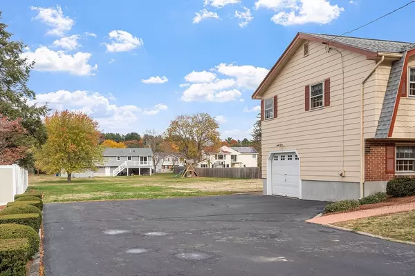 Burlington, MA 01803,51 Terrace Hall Avenue