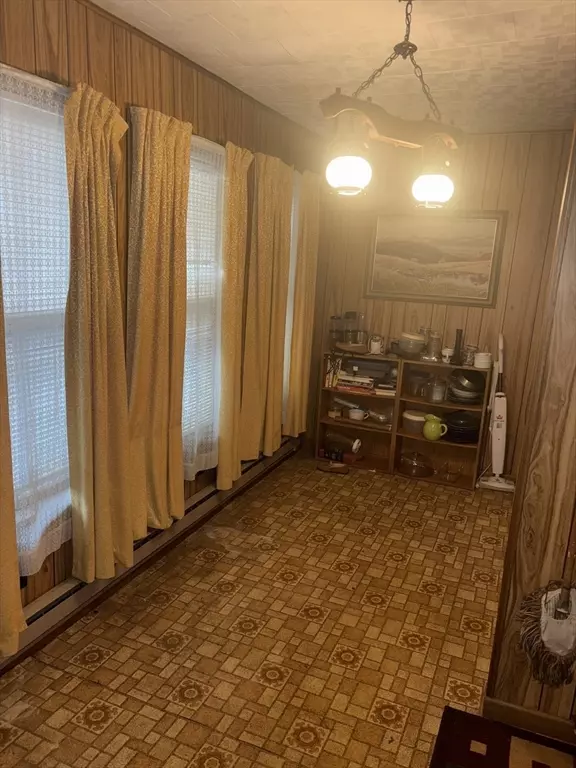 Lowell, MA 01850,28 May St