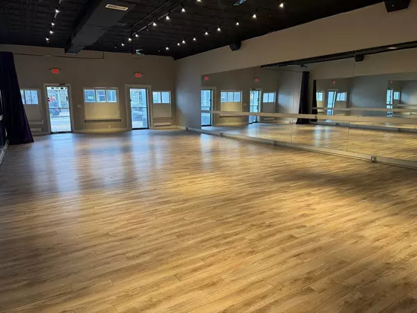 Norwood, MA 02062,650 Washington