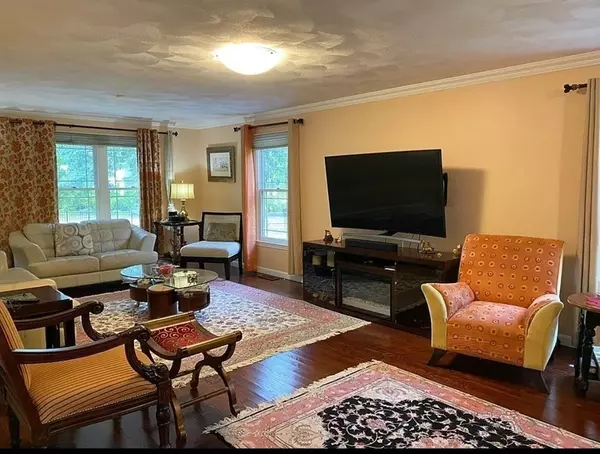 Andover, MA 01810,338 River Road #N/A