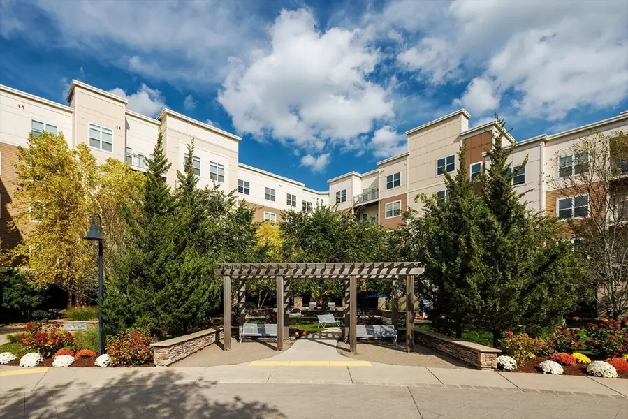 30 Mill #218, Arlington, MA 02476