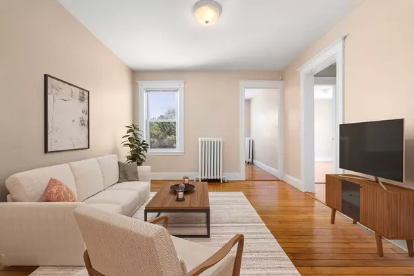 Norwood, MA 02062,47 Chapel #4