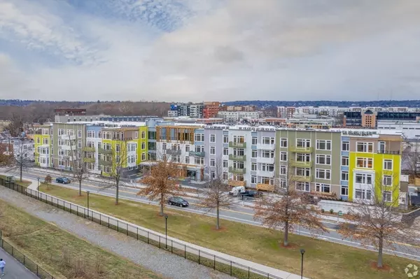 Cambridge, MA 02138,77 New #123