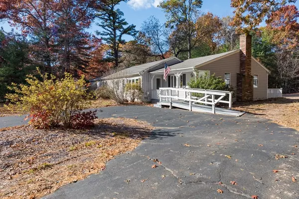 Halifax, MA 02338,25 Lawrence Road