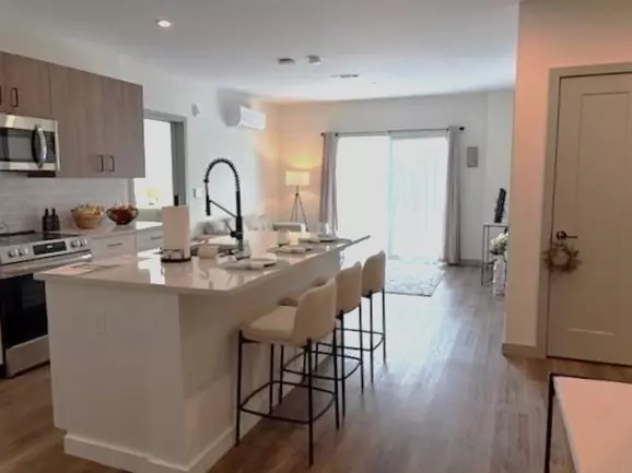 Wilmington, MA 01887,203 Lowell St. #306