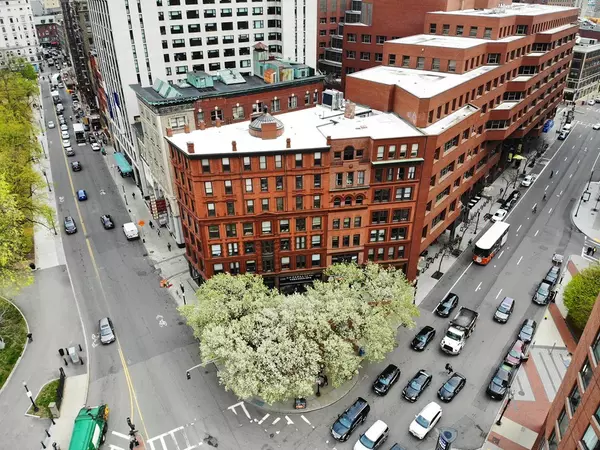 Boston, MA 02116,2 Park Plaza #penthouse