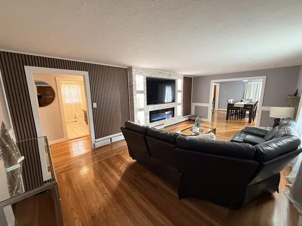 Bellingham, MA 02019,361 S Main St