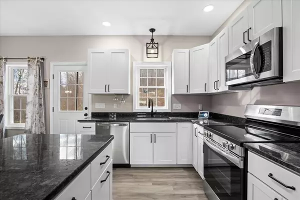 Southbridge, MA 01550,292 Cournoyer Blvd