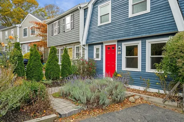 Marblehead, MA 01945,12 Heritage Way #12