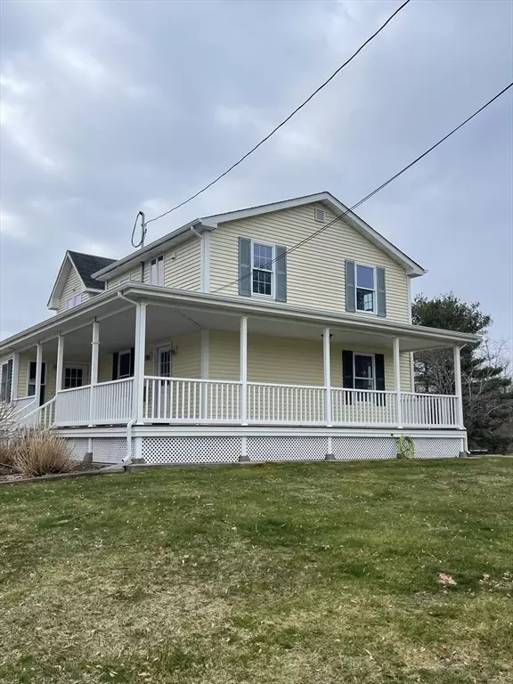 Rehoboth, MA 02769,515 Winthrop St ##1