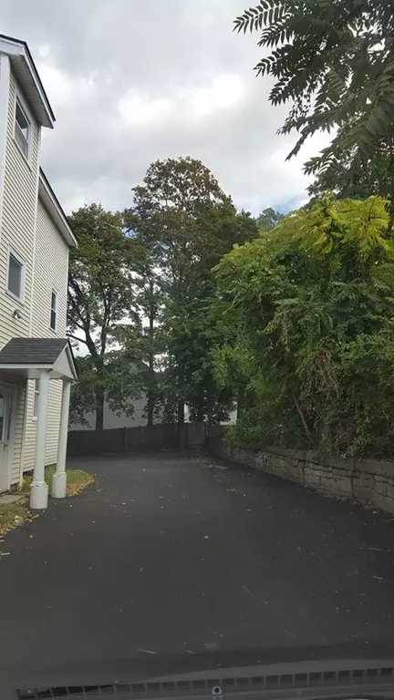 Lowell, MA 01851,124 Stevens Street #5