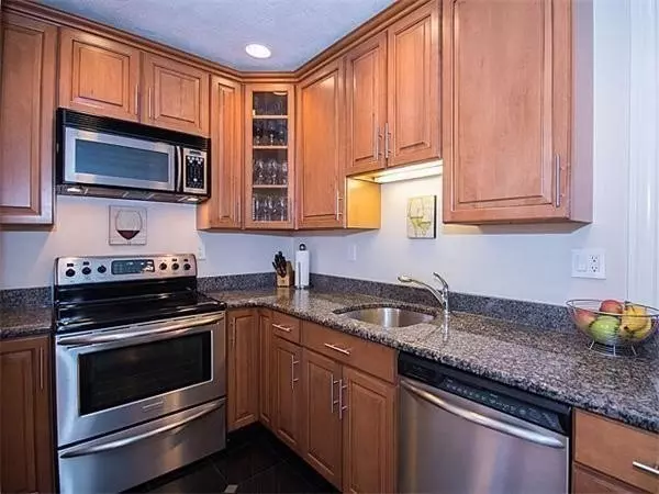 Boston, MA 02215,451 Park Dr #2D