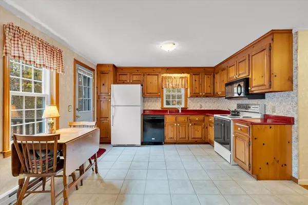 Sandwich, MA 02537,46 Chase Rd