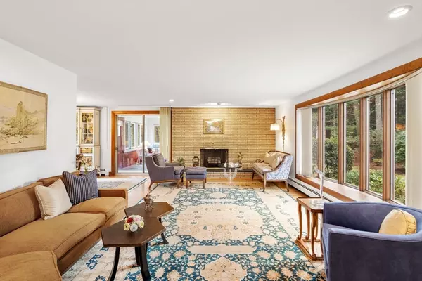 Needham, MA 02492,30 Richardson Dr