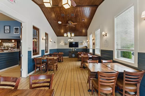 Chicopee, MA 01020,1329 Memorial Drive