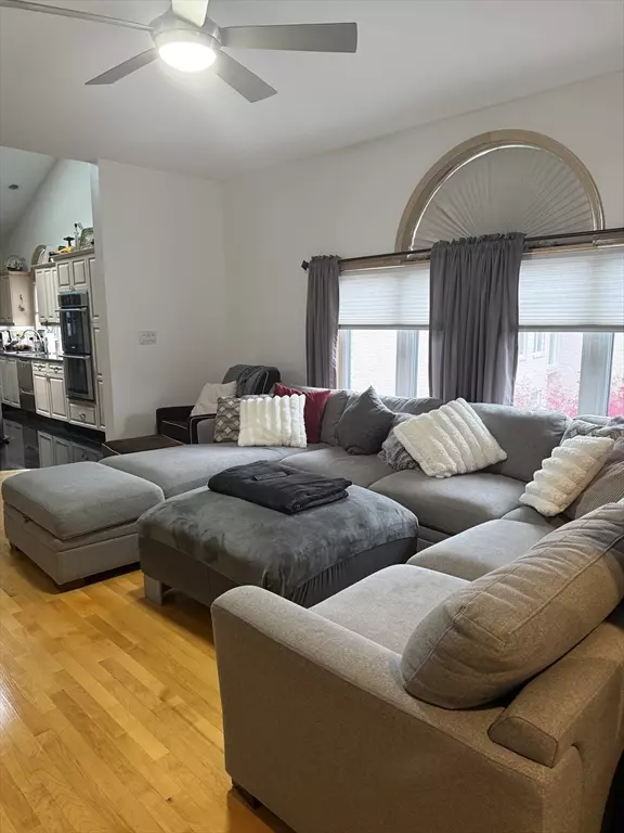 Saugus, MA 01906,21 Heritage Ln