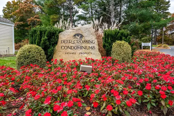 Mashpee, MA 02649,121 S Shellback Way