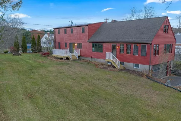 Greenfield, MA 01301,4 Pickett Ln