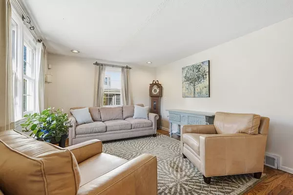 West Springfield, MA 01089,50 Overlook Dr