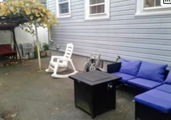 Boston, MA 02128,512 Bennington Street #512