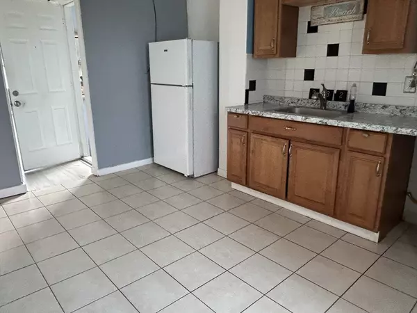 Revere, MA 02151,332 Revere Beach Blvd #7