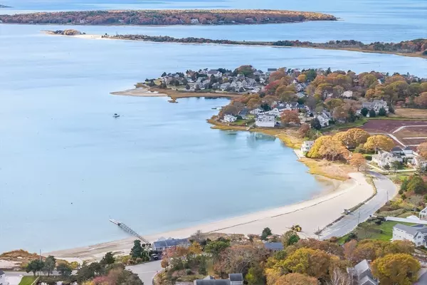 171 Bellavista Dr, Bourne, MA 02559